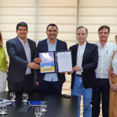 Governador Wanderlei Barbosa assina contrato com o Hospital de Amor para ampliar tratamento oncol&oacute;gico em Palmas, com in&iacute;cio em at&eacute; 60 dias - Foto: Aldemar Ribeiro/Governo do Tocantins