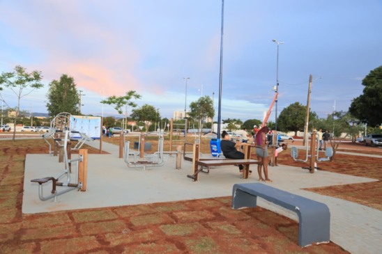 Academia ao ar livre com novos aparelhos - Foto: Francisco Barros