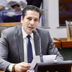 Al&eacute;m de Miracema, Olyntho j&aacute; requereu a Unitins em Aragua&iacute;na, Pedro Afonso e Colinas do Tocantins - Foto: Clayton Cristus/Dicom Aleto 