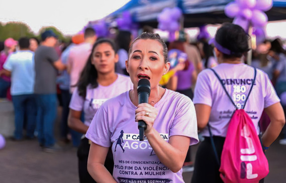 Delegada que atua na defesa das mulheres lança pré-candidatura a federal: “quero ser a voz de quem muitas vezes não consegue falar”