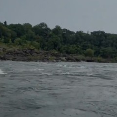 V&iacute;deo mostra travessia de moto aqu&aacute;tica no Funil, trecho perigoso do Rio Tocantins marcado por redemoinhos e trag&eacute;dias
