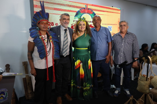 “A Casa do Povo é para o povo”, diz Amélio Cayres ao abrir 2ª Feira das Mulheres Empreendedoras da Amazônia