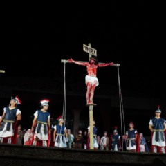 Elenco emociona p&uacute;blico durante encena&ccedil;&atilde;o da Paix&atilde;o de Cristo na Pra&ccedil;a dos Girass&oacute;is, em Palmas, reunindo f&eacute;, arte e cultura - Foto: Paulo Gualberto/Governo do Tocantins