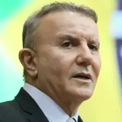 Ap&oacute;s dores, Prefeito Eduardo Siqueira passa por&nbsp;cateterismo card&iacute;aco de emerg&ecirc;ncia; Quadro de sa&uacute;de &eacute; est&aacute;vel; Veja todos os detalhes!&nbsp;