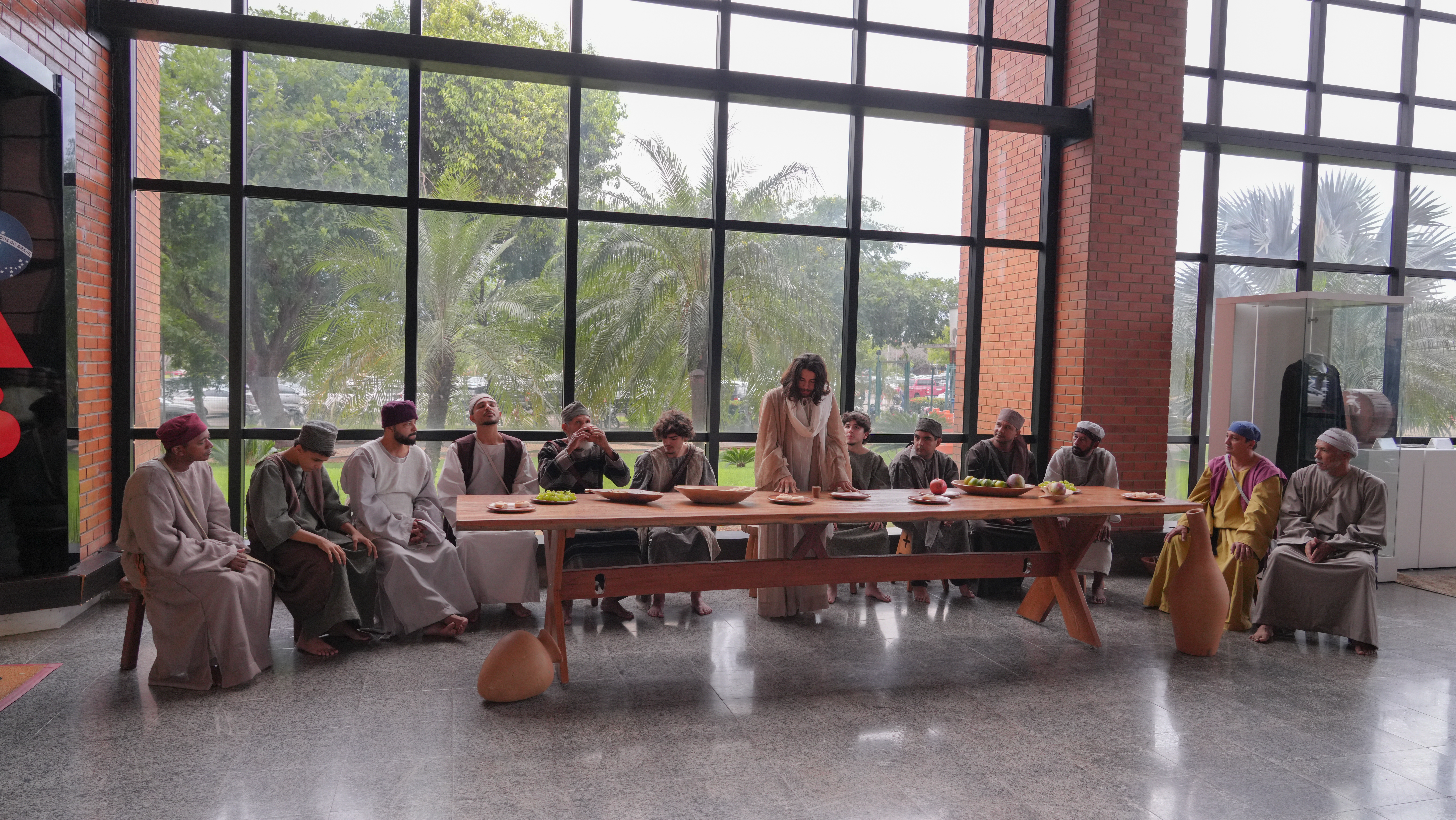 Praça dos Girassóis recebe 22ª edição do espetáculo Paixão de Cristo nesta sexta-feira