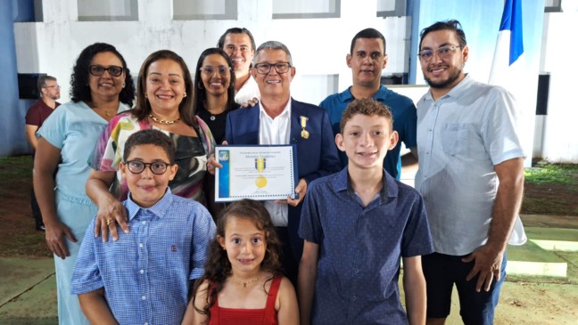 Presidente da ATM e prefeitos são condecorados com medalhas pela contribuição com a segurança pública do Tocantins
