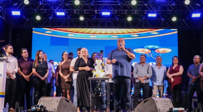 Senador Eduardo Gomes participa dos 30 anos de Barra do Ouro e reforça atuação com investimentos no município