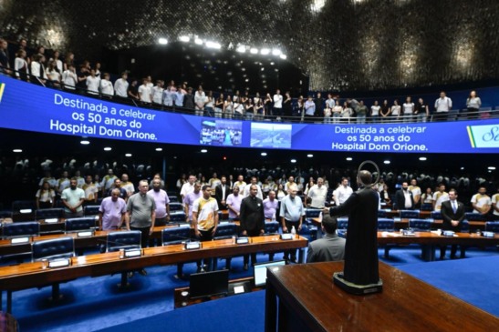 Por proposição de Eduardo Gomes, Senado homenageia os 50 anos do Hospital Dom Orione