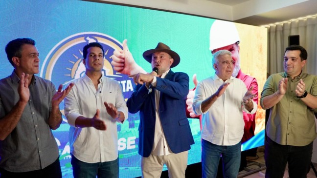 PSD lança Carlesse ao Senado com discursos ácidos, alfinetada e “injeção de ânimo” no grupo: “Na qualidade temos o melhor grupo político para disputar”