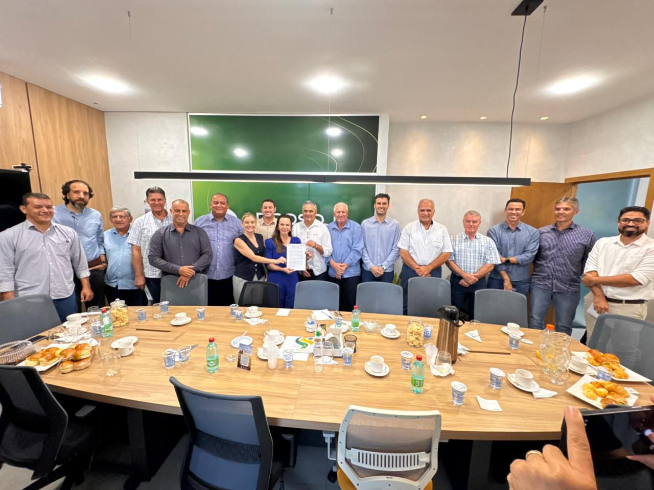 Dorinha avança com o agro e assume compromissos para avançar o crescimento do setor no Tocantins