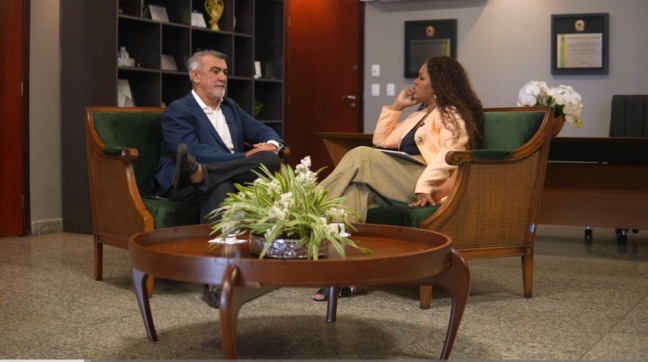 “DE FRENTE COM MAJU”: Amélio abre o jogo sobre seu sentimento com relação ao governador Wanderlei: “Não vou mudar o meu conceito por conta de uma ficha partidária”