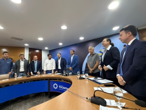 Em coletiva, governador chama emendas a MPs de “maldosas”, aponta impacto de R$ 74 milhões e dispara contra deputados: “Não é porque gostam dos servidores, é porque pensam em atrapalhar o governo”