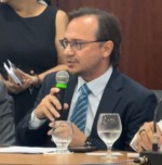 Procurador-geral alerta para inseguran&ccedil;a jur&iacute;dica e refor&ccedil;a risco de impacto fiscal em projetos alterados pela Assembleia