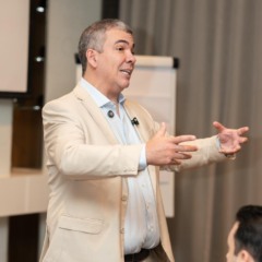 Entrevista especial: &ldquo;O que n&atilde;o &eacute; medido n&atilde;o &eacute; gerido&rdquo;: Newton Vieira defende gest&atilde;o estrat&eacute;gica para destravar empresas