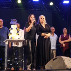 Com grande recep&ccedil;&atilde;o popular, Dorinha participa de anivers&aacute;rio de Barra do Ouro e elogia gest&atilde;o municipal