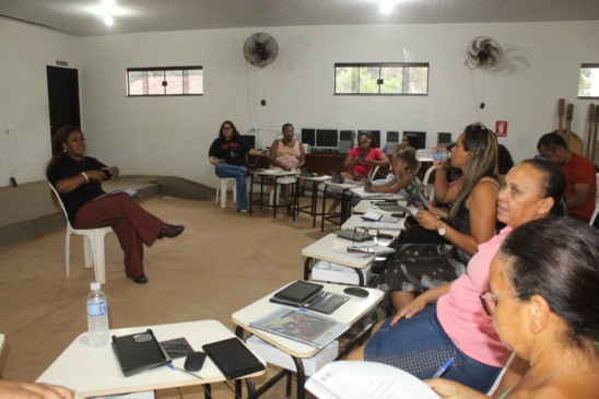 Conexão Quilombola chega à Barra da Aroeira neste domingo e prepara mulheres para dar os primeiros passos no mundo digital