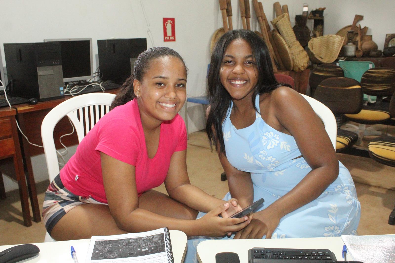 Conexão Quilombola chega à Barra da Aroeira neste domingo e prepara mulheres para dar os primeiros passos no mundo digital