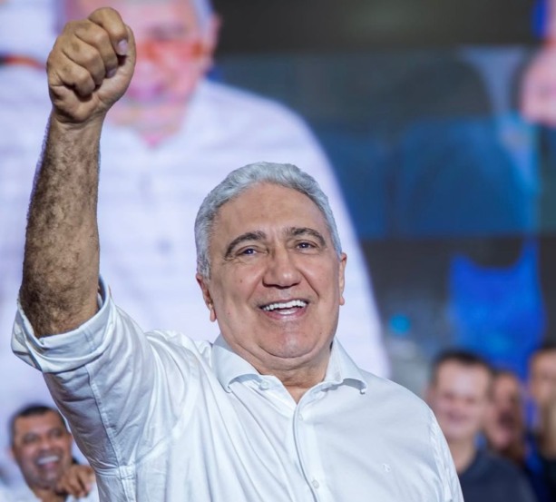 PRÉ-CAMPANHA: Laurez “reajusta” discurso, muda comunicação e foca redes nas agendas tradicionais: “já não sei separar o TO de mim”