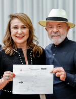 K&aacute;tia Abreu janta com Dilma e Lula e presidente faz quest&atilde;o de &ldquo;abonar&rdquo; sua chegada ao PT; C&eacute;lio Moura se anima com possibilidade de pr&eacute;-candidatura