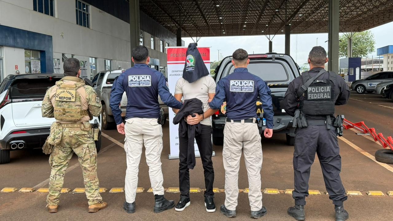 Cibercriminoso investigado por esquema milionário de invasão de sistemas de segurança é preso no Paraguai após tentar fugir