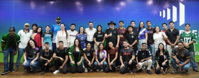 Em busca de vaga ao Senado, Carlesse diversifica segmentos da pré-campanha e dialoga com cerca de 400 acadêmicos