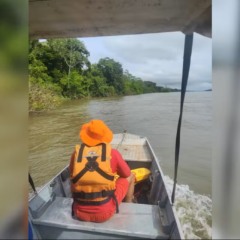 Militar do Corpo de Bombeiros durante opera&ccedil;&atilde;o de buscas em rio do Tocantins &mdash; Foto: Divulga&ccedil;&atilde;o/CBM