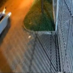 Adolescente &eacute; atropelado por carro ao atravessar rua em Palmas &mdash; Foto: Reprodu&ccedil;&atilde;o/TV Anhanguera