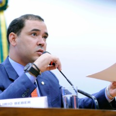 Trabalho de Vicentinho J&uacute;nior garante mais R$ 5,4 milh&otilde;es para atendimento de sa&uacute;de dos tocantinenses