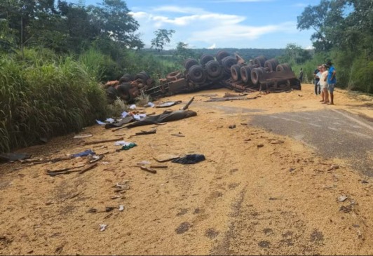 Acidente foi registrado na TO-455 — Foto: Divulgação/CBM