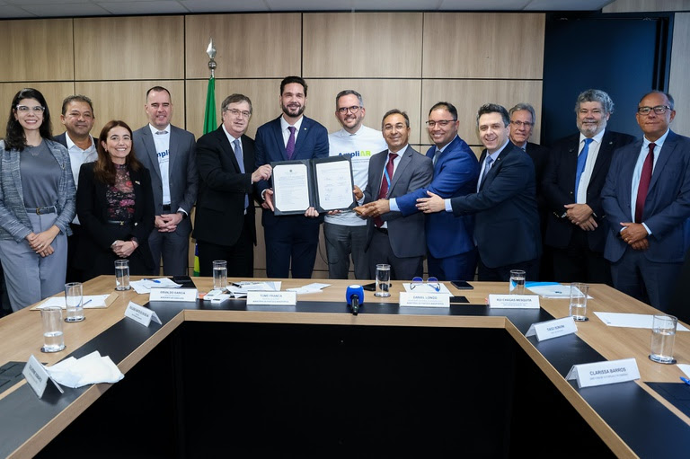 Concessão do Aeroporto de Araguaína é oficializada e prevê R$ 55,5 milhões em investimentos Concessão do Aeroporto de Araguaína é oficializada e prevê R$ 55,5 milhões em investimentos