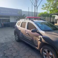 Corpo foi levado para o IML de Palmas &mdash; Foto: Arthur Gir&atilde;o/g1 TO