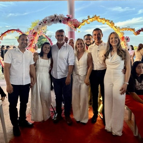 Festa das Mães em Carrasco Bonito, com prefeito Nego do Foguim - Foto: Lauane dos Santos/Ascom A.C.