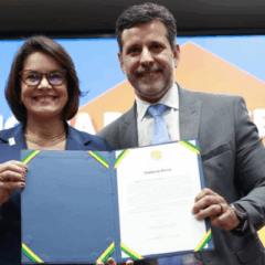 Primeira reitora eleita do IFTO toma posse em cerim&ocirc;nia marcada por representatividade feminina