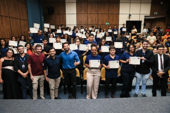 Palmas certifica mais de 100 jovens em cursos profissionalizantes de tecnologia e comunicação digital