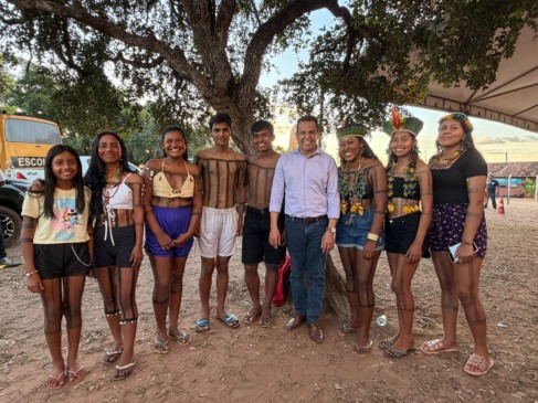 Fábio Vaz debate educação indígena e amplia diálogo com povos originários no Tocantins