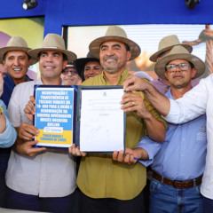Projeto de lei que autoriza o Governo do Tocantins a federalizar os respectivos trechos da rodovia foi assinado nesta quarta-feira, 13, pelo governador Wanderlei Barbosa durante a abertura oficial da Agrotins 2026 -Crédito: Ademir dos Anjos/Governo do Tocantins