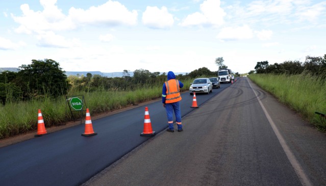 Obras têm como objetivo facilitar a trafegabilidade, garantindo mais segurança e tranquilidade para quem percorre as rodovias todos os dias - Foto: Ademir dos Anjos/Governo do Tocantins