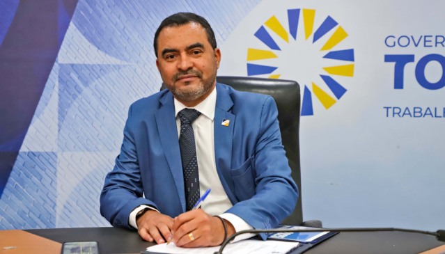 Governador Wanderlei Barbosa destaca que a medida representa um avanço na política de valorização do funcionalismo público - Foto: Adilvan Nogueira/Governo do Tocantins 