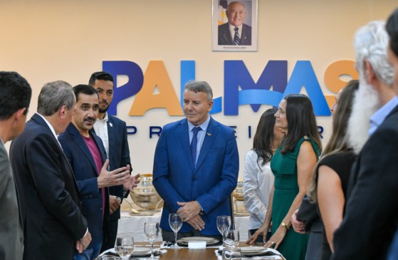 Eduardo Siqueira Campos recebe embaixador do Catar e apresenta potencial econômico da Capital