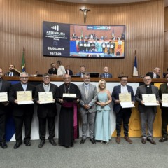 Presidente agraciou personalidades que contribuem para o fortalecimento da Igreja Cat&oacute;lica - Cr&eacute;ditos da imagem: Yasmin Borges/Ascom A.C.