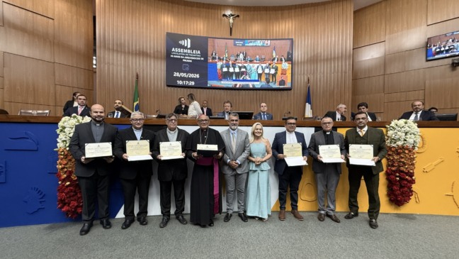 Presidente agraciou personalidades que contribuem para o fortalecimento da Igreja Católica - Créditos da imagem: Yasmin Borges/Ascom A.C.