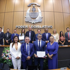 C&acirc;mara entrega mais de 30 T&iacute;tulos de Cidad&atilde;o Palmense para personalidades por contribui&ccedil;&atilde;o &agrave; Capital; veja os homenageados