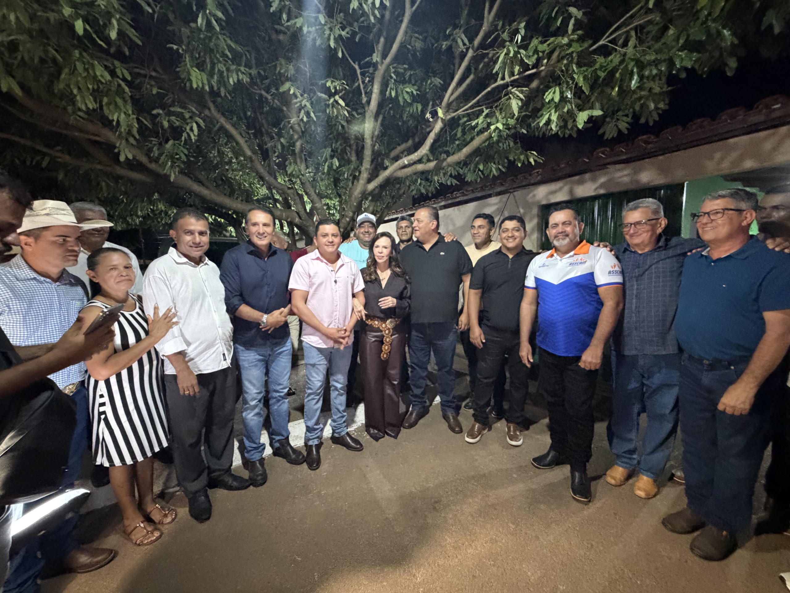 Gazeta Eleições: Juntos, Dorinha, Gaguim e Gomes recebem apoio de prefeito e maioria dos vereadores em Rio dos Bois: “aqui é maioria absoluta fechada 100% com os três”