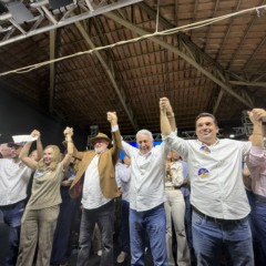 Evento de Carlesse &ldquo;inaugura&rdquo; temporada de palanques de &ldquo;multi apoios&rdquo; para governo e Senado&nbsp;