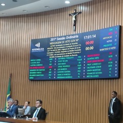 Por 16 votos a 4, deputados aprovam veto parcial &agrave; MP do PROFE e garantem  a&nbsp;&nbsp;gratifica&ccedil;&atilde;o aos professores; Sindicato rebate cr&iacute;ticas de deputado