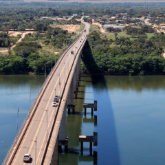 Ap&oacute;s interdi&ccedil;&atilde;o total da ponte de Pedro Afonso, governo do Estado mobiliza&nbsp;embarca&ccedil;&otilde;es emergenciais e determina manuten&ccedil;&atilde;o das rotas alternativas