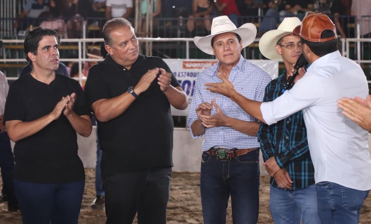 Com apoios consolidados na região, Eduardo Gomes prestigia três municípios do Vale do Araguaia e anuncia mais benefícios para cidades Com apoios consolidados na região, Eduardo Gomes prestigia três municípios do Vale do Araguaia e anuncia mais benefícios para cidades