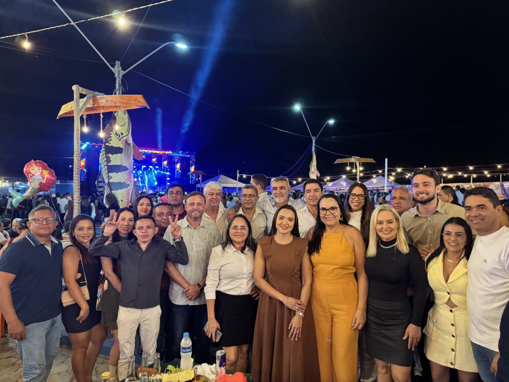 Amélio Cayres participa da Festa do Peixe, um dos eventos mais tradicionais da gastronomia e da cultura do Bico Amélio Cayres participa da Festa do Peixe, um dos eventos mais tradicionais da gastronomia e da cultura do Bico