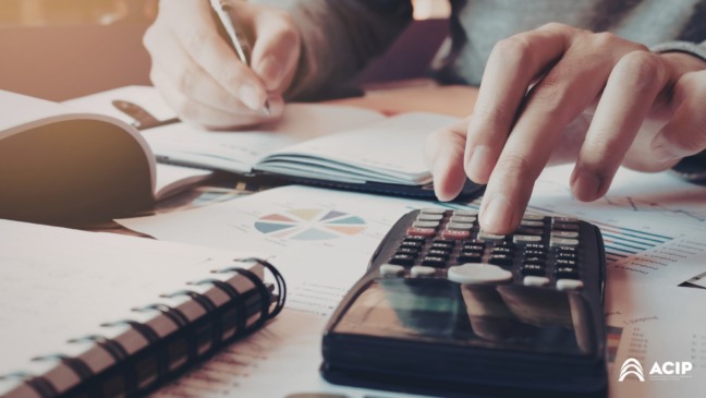 Inadimplência bate novo recorde no Brasil e atinge 74,82 milhões de consumidores em abril