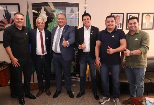 Nilton Franco e mais prefeitos destacam apoio à reeleição de Eduardo Gomes